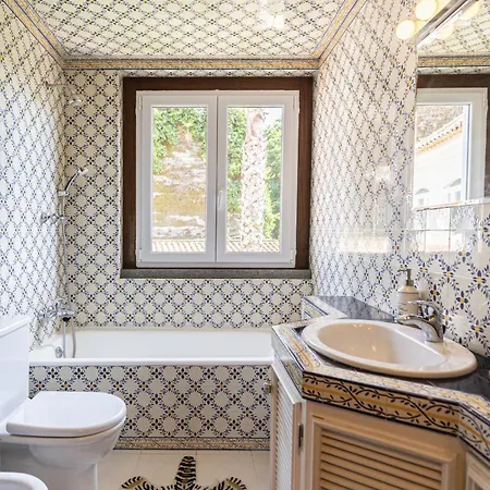 A Hideaway Paradise Cascais